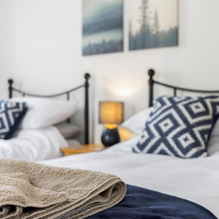 A Modern And Cosy Apartment Just Yards From Brixham'S Bustling Harbourside 外观 照片