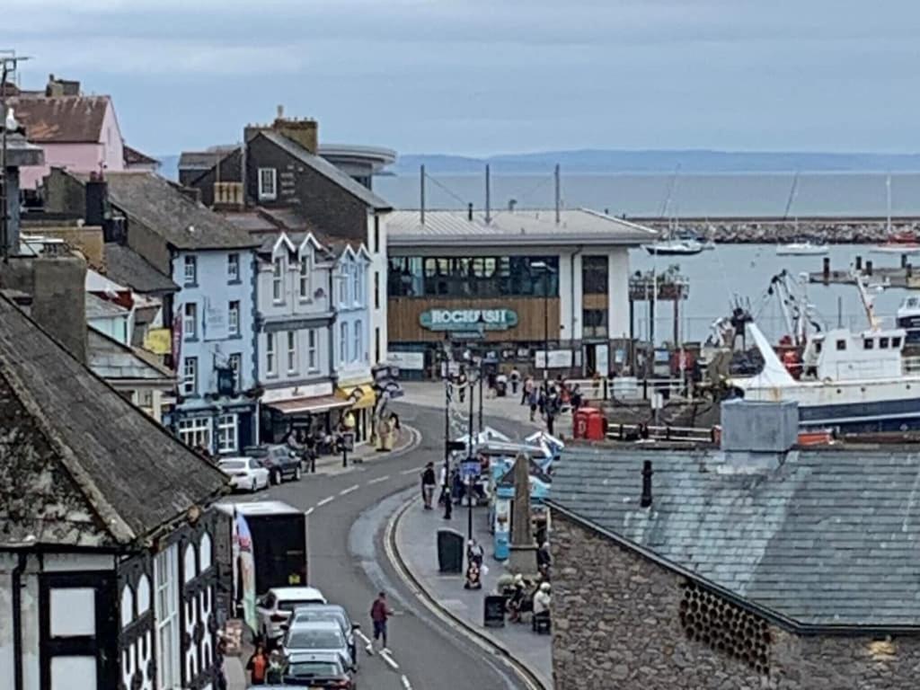 A Modern And Cosy Apartment Just Yards From Brixham'S Bustling Harbourside 外观 照片