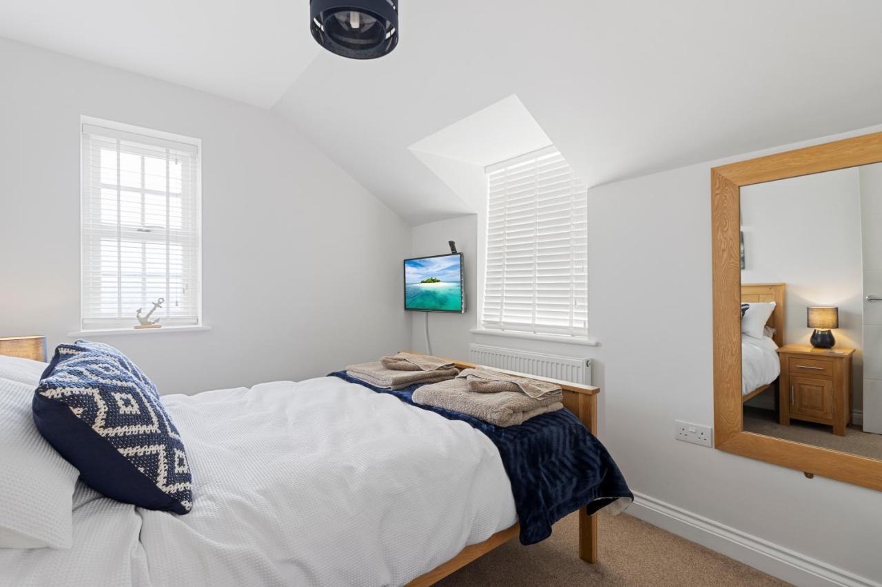 A Modern And Cosy Apartment Just Yards From Brixham'S Bustling Harbourside 外观 照片